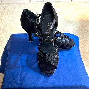 Stephanie Ballroom Shoes. Size 6.